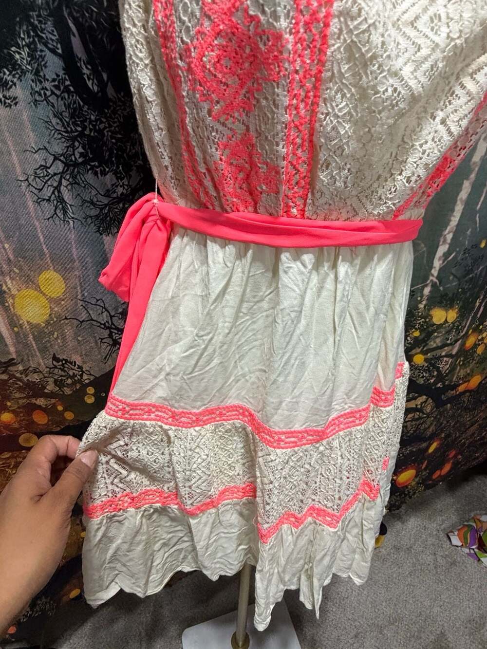 Flying Tomato Strapless Dress Cream Pink Crochet Lace Tiered Size L - Picture 4 of 8